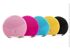 MASSAGEADOR E LIMPADOR FACIAL RECARREGAVEL